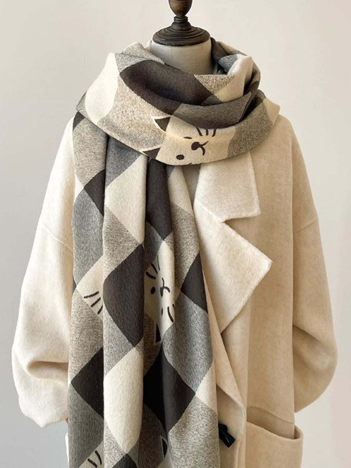 Cute Cat Plaid Raw Hem Scarf