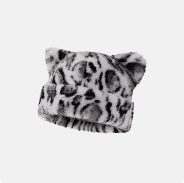 Chic Leopard Fuzzy Beanie – Soft Plush Winter Hat for Women, Cozy & Vintage Style