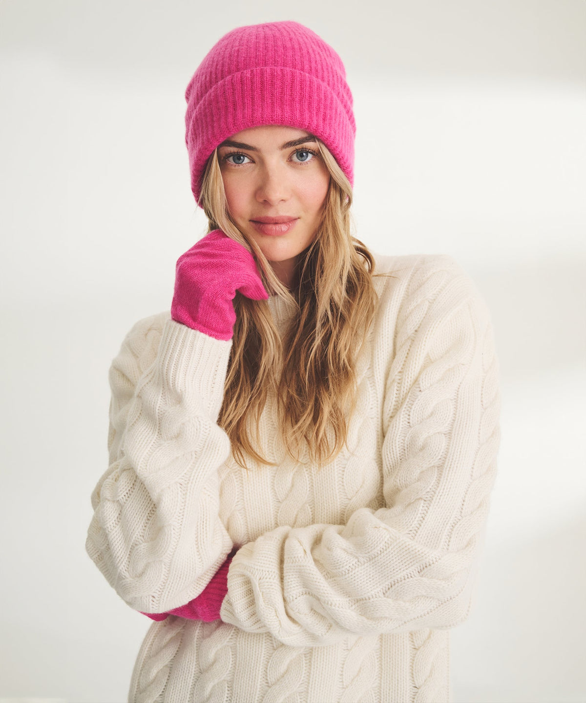 Signature Cashmere Gloves