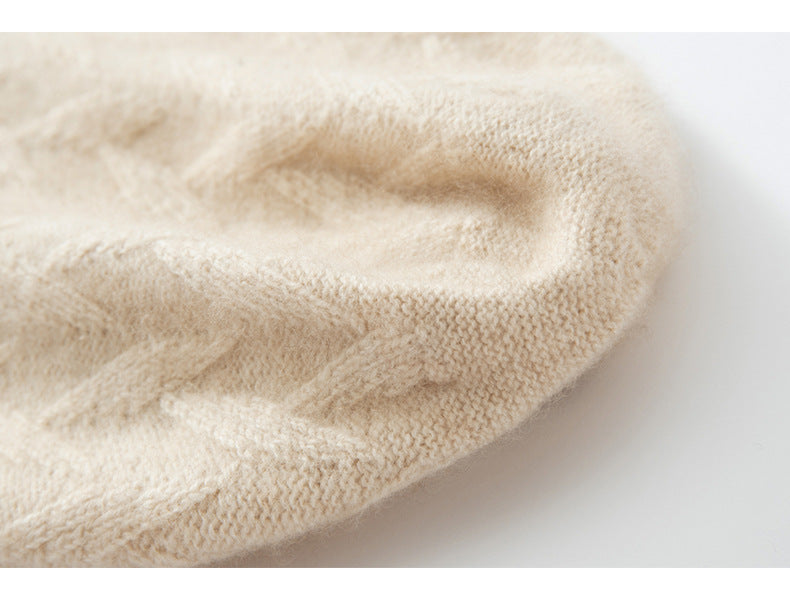 Soft Cashmere Beanie: Luxurious Winter Warmth