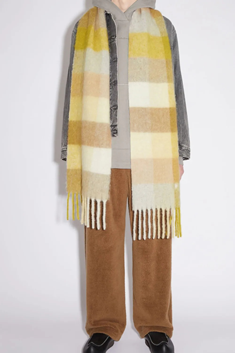 Thermal Fringe Plaid Scarf