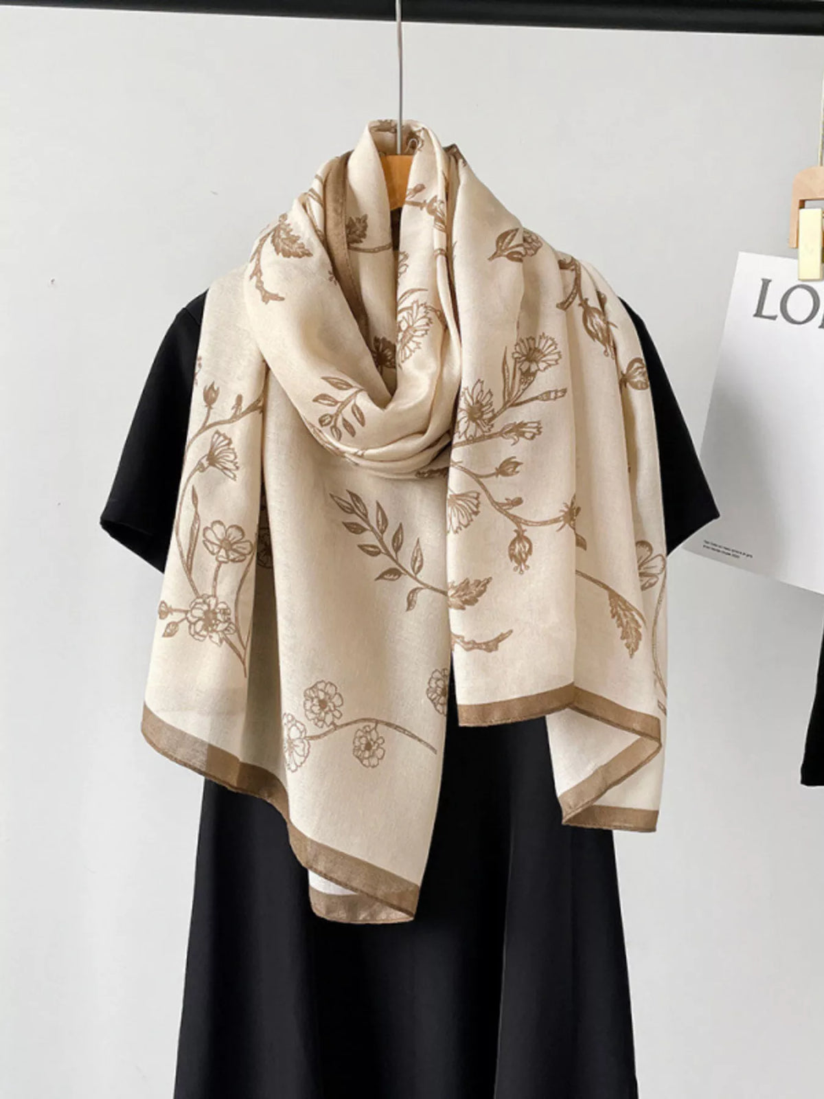 Vine Floral Print Lightweight Scarf
